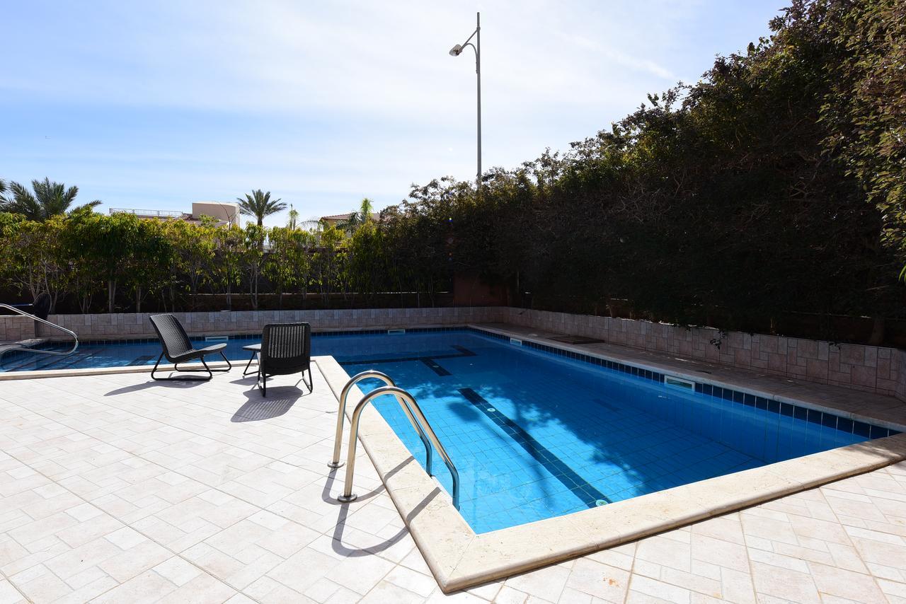 Flintstone Guest House Eilat Exterior photo
